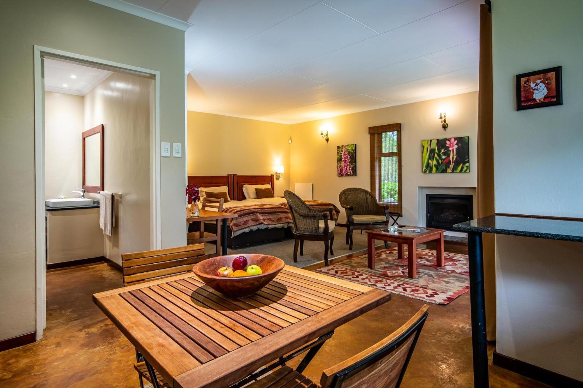 Kuhestan Farm Farm stay *